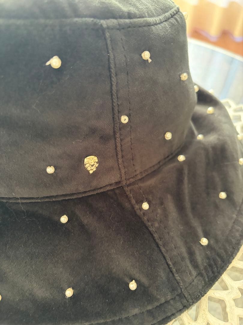 HELEN KAMINSKI ⭐︎パール付き黒ベロアバケットハット