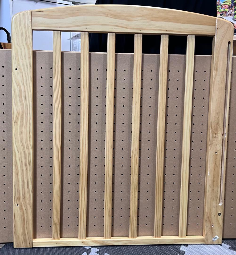 KATOJI カトージ 高さ調節可能、収納付き 木製 ベビーベッド