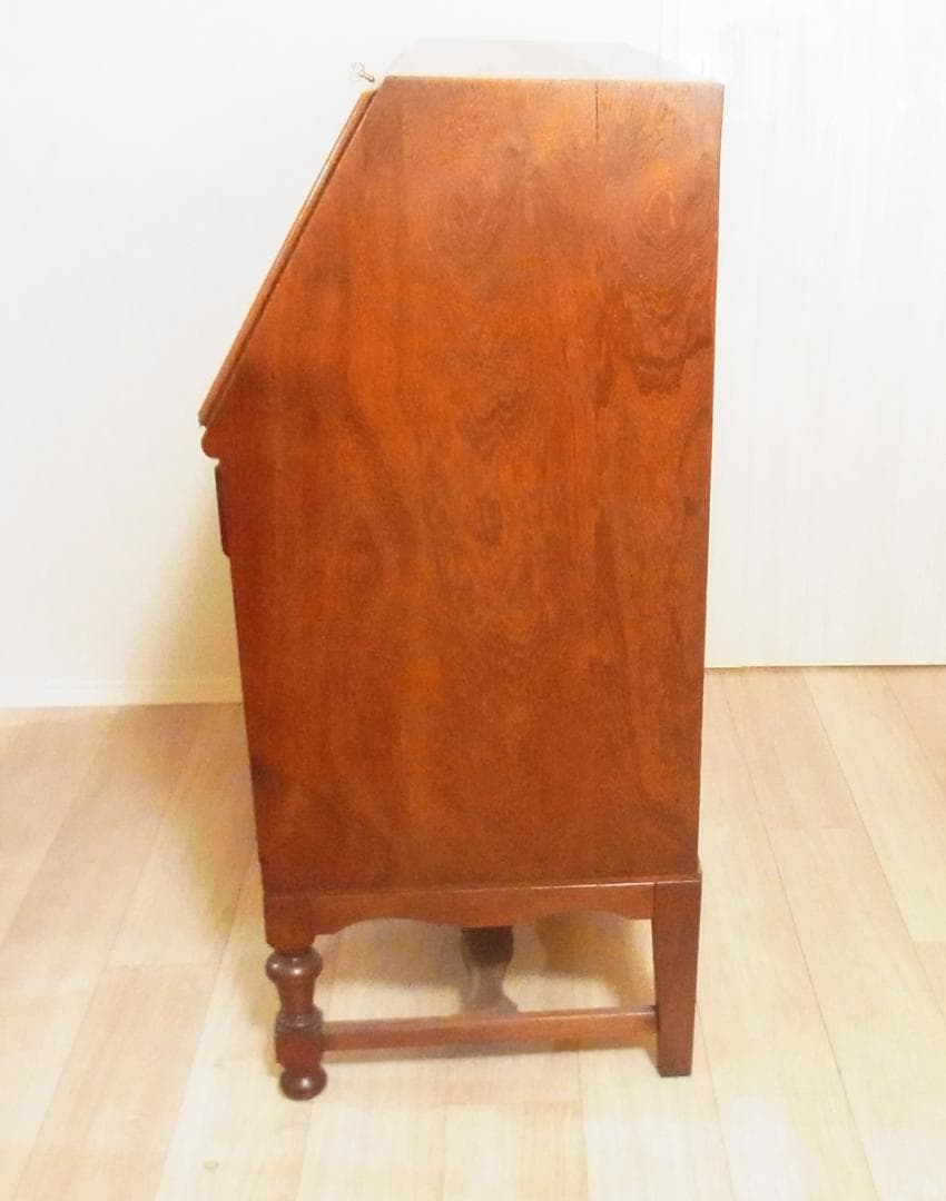 英国 アンティーク 家具 ライティングビューロー 鍵付き　真鍮金具