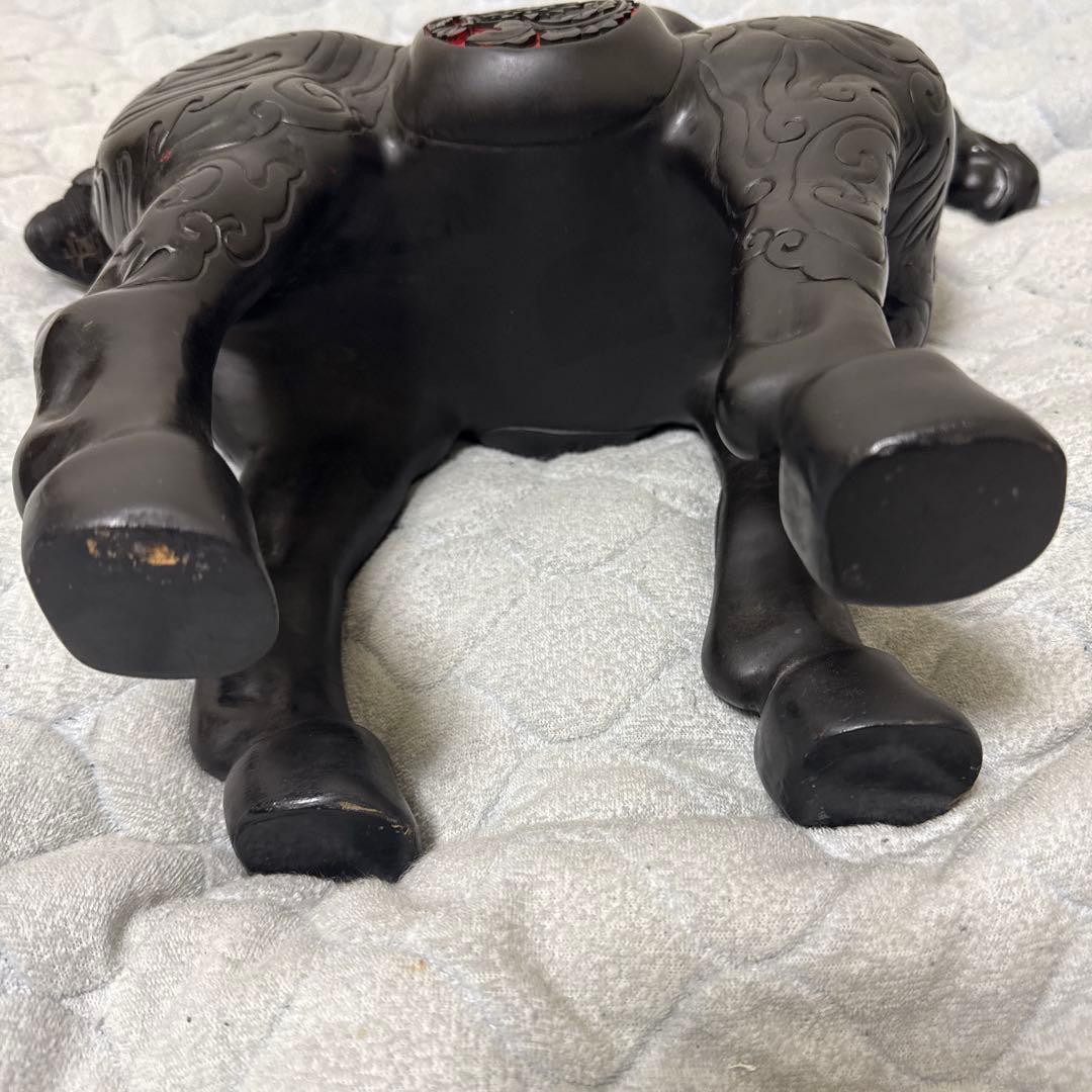 美品!堆朱堆黑馬細密彫刻縁起物置物唐物漆芸中国美術時代物古玩骨董品アンティーク