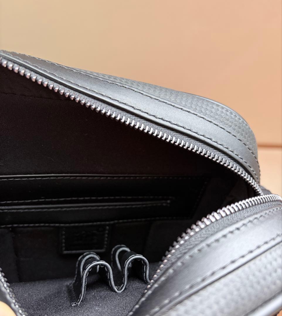 MONTBLANC ブラック ショルダーバッグ