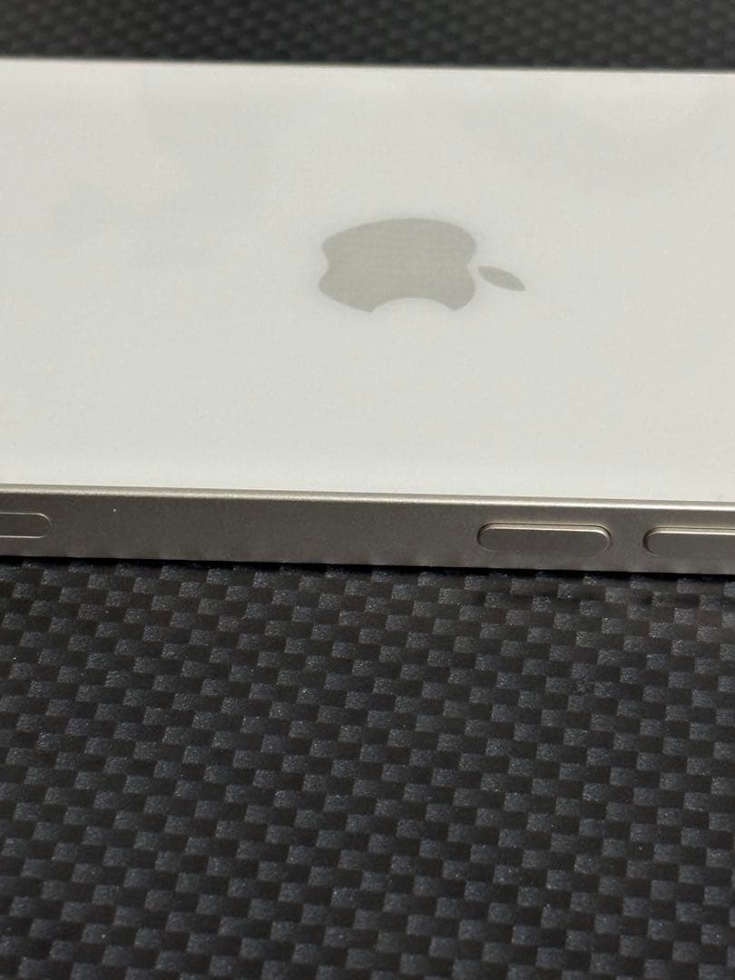 iPhone 14本体　SIMフリー