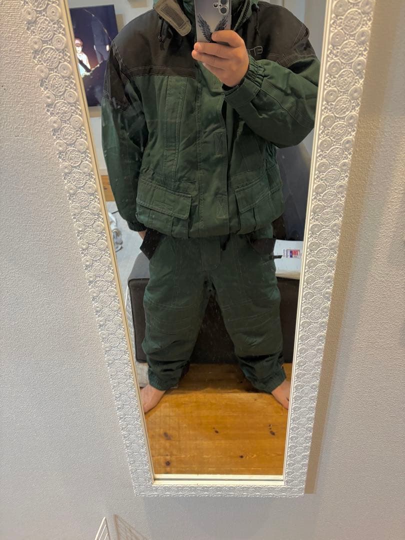 ETIREL エティレル　スノーボード　スキーウェア　セットアップ　グリーン　黒