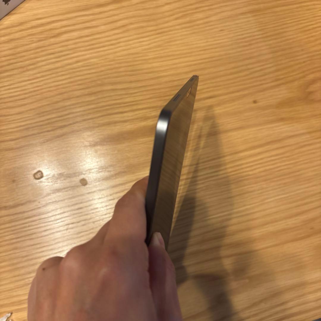 セール iPad Pro 12.9 第5世代 128GB M1 バッテリー84%