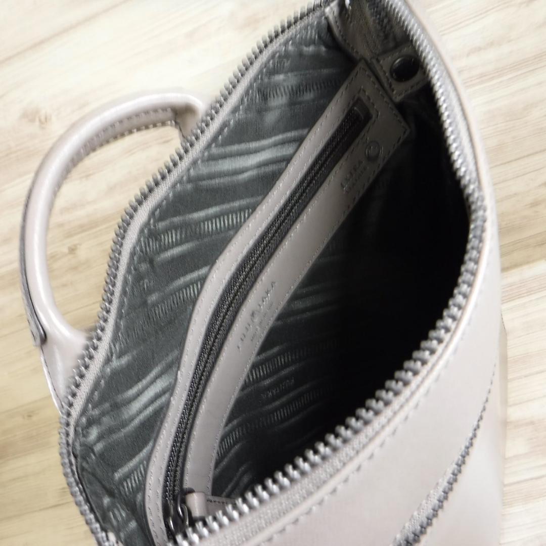 フジタカ 定価39600円 2WAY 縦型 レザーショルダーバッグ 牛革 B5