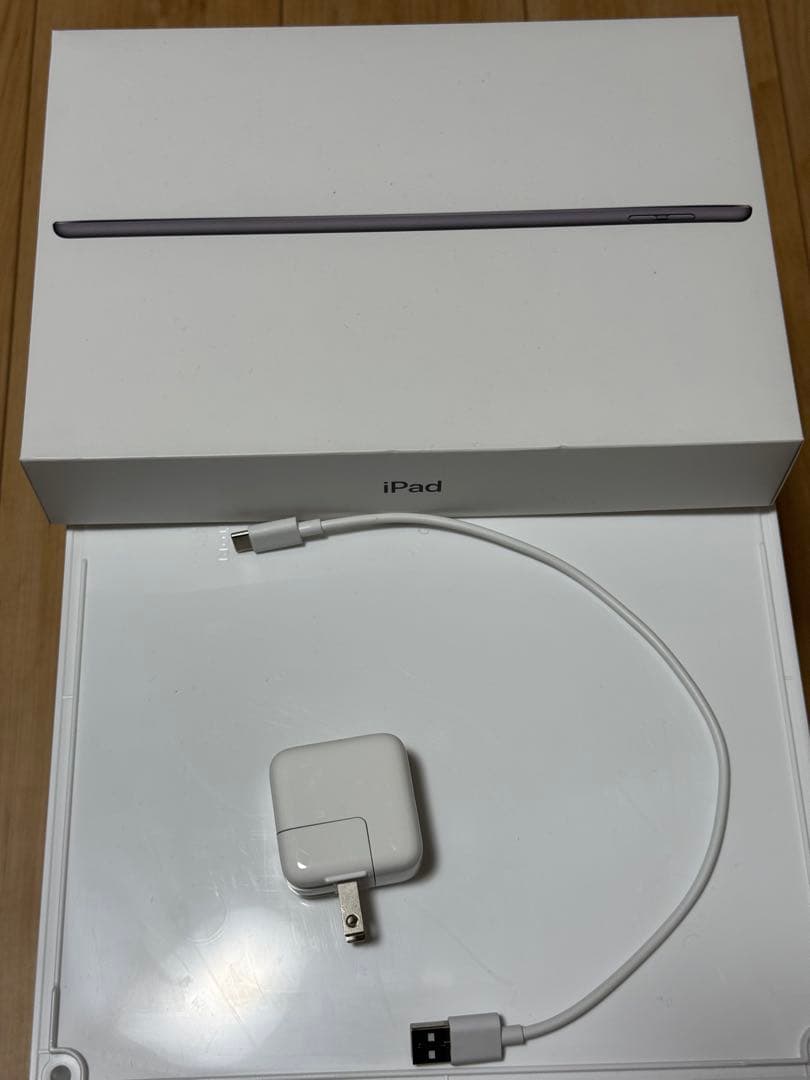 【美品】iPad 無印 第7世代 Wifi 32GB スペースグレー