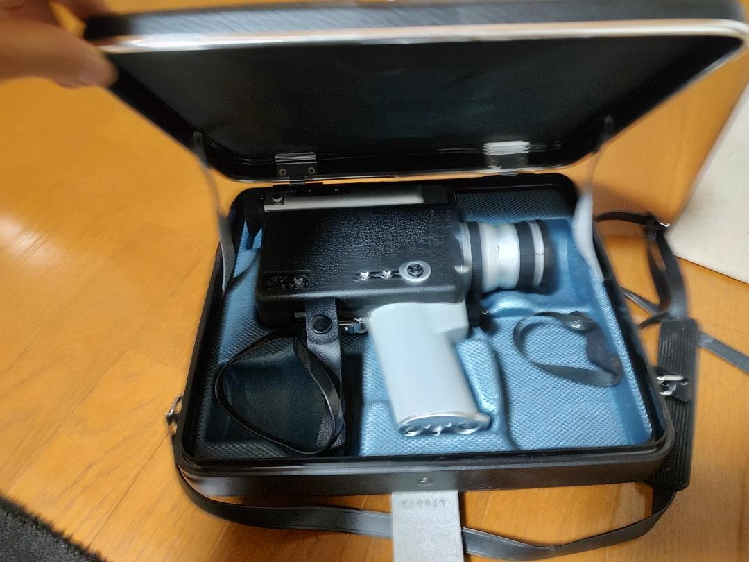 キャノン　Canon Single-8 518 SV 8mmシネカメラ