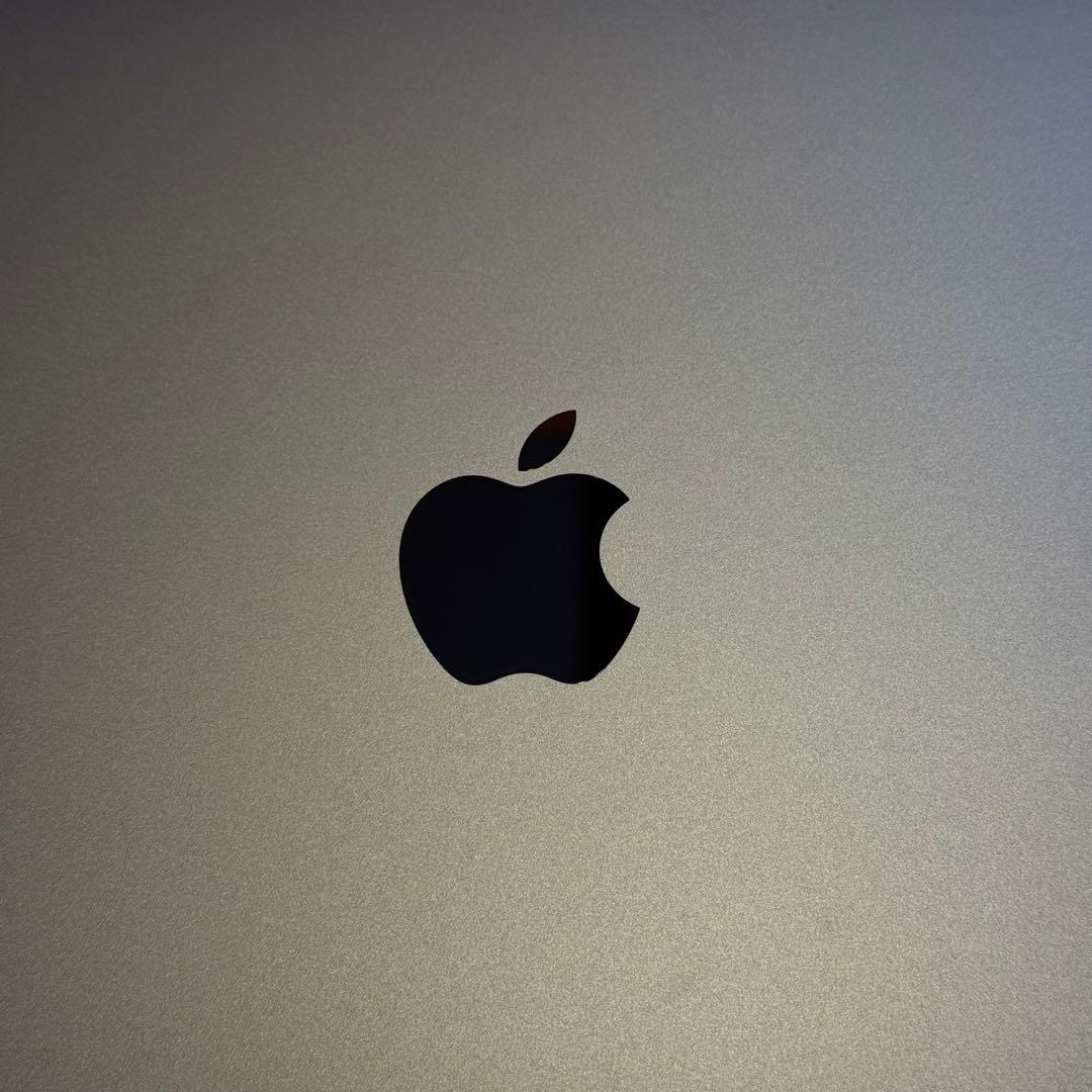 美品 100%,MacBookPro,M2,8GB,512G,13インチ