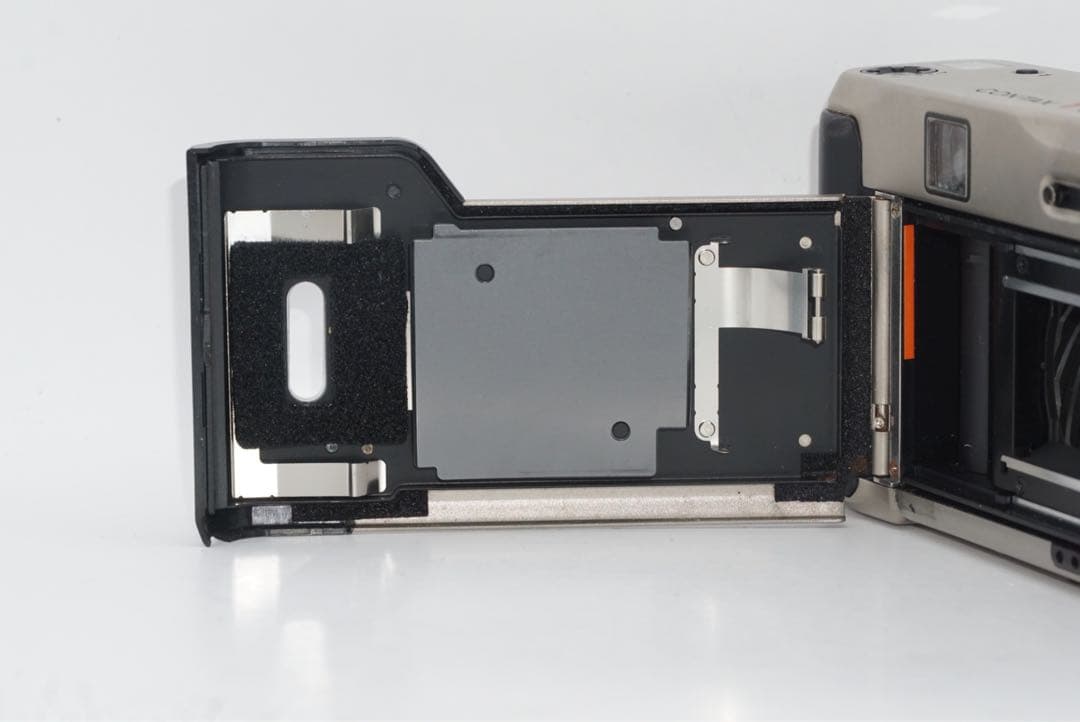 フィルムカメラ contax TVS