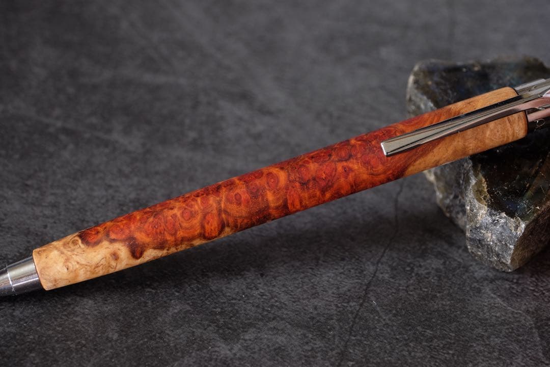 PG5木軸カスタム0187　高村杢工房 製図用シャープペンシル 極上 花梨瘤紅白