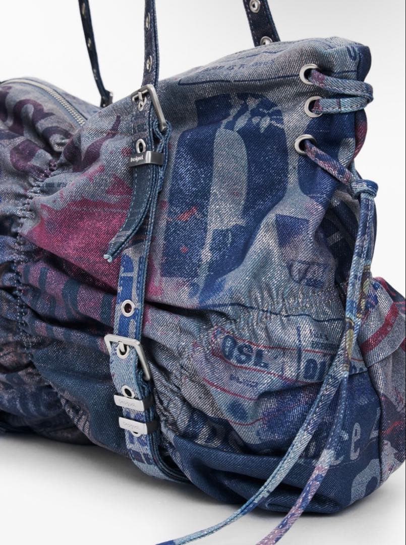 ショルダーバッグ　ギャザーバッグ