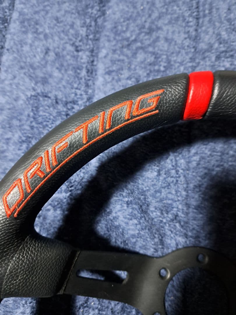 ドリフティング MOMO モモ