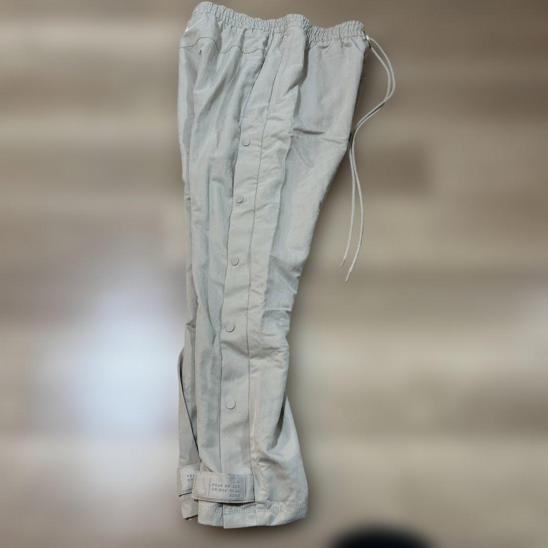 NIKE fear of god トラックパンツ　オフホワイト　ベージュ　M