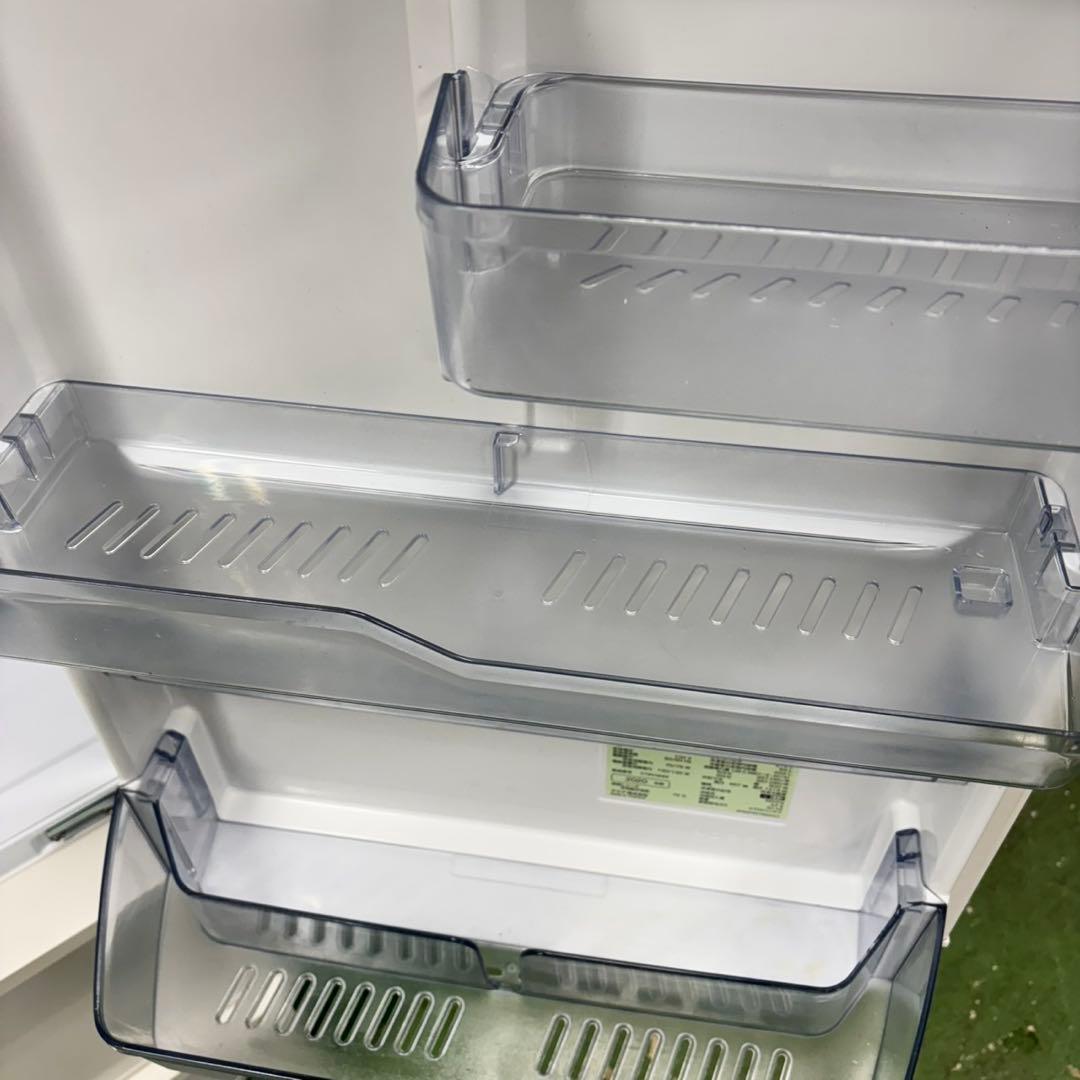 236 冷蔵庫　大型　300L 極美品　右開き　家庭向　小型　一人暮らし　保証込