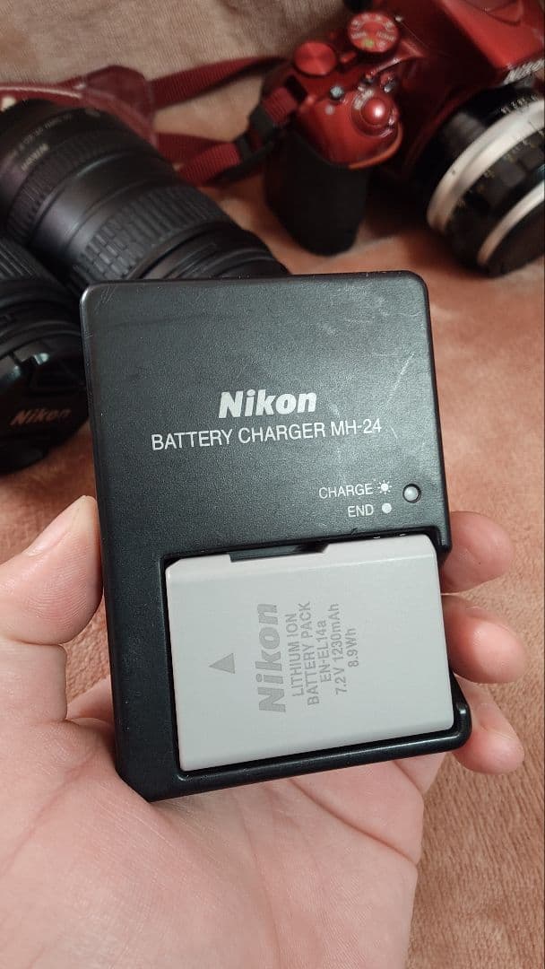 NIKKON Nikonデジタル一眼レフカメラ レッド D5500