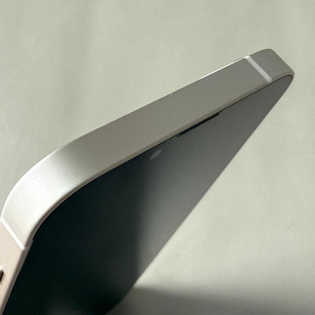 美品✨iPhone13 256GB MLNJ3J/A SIMロック解除済