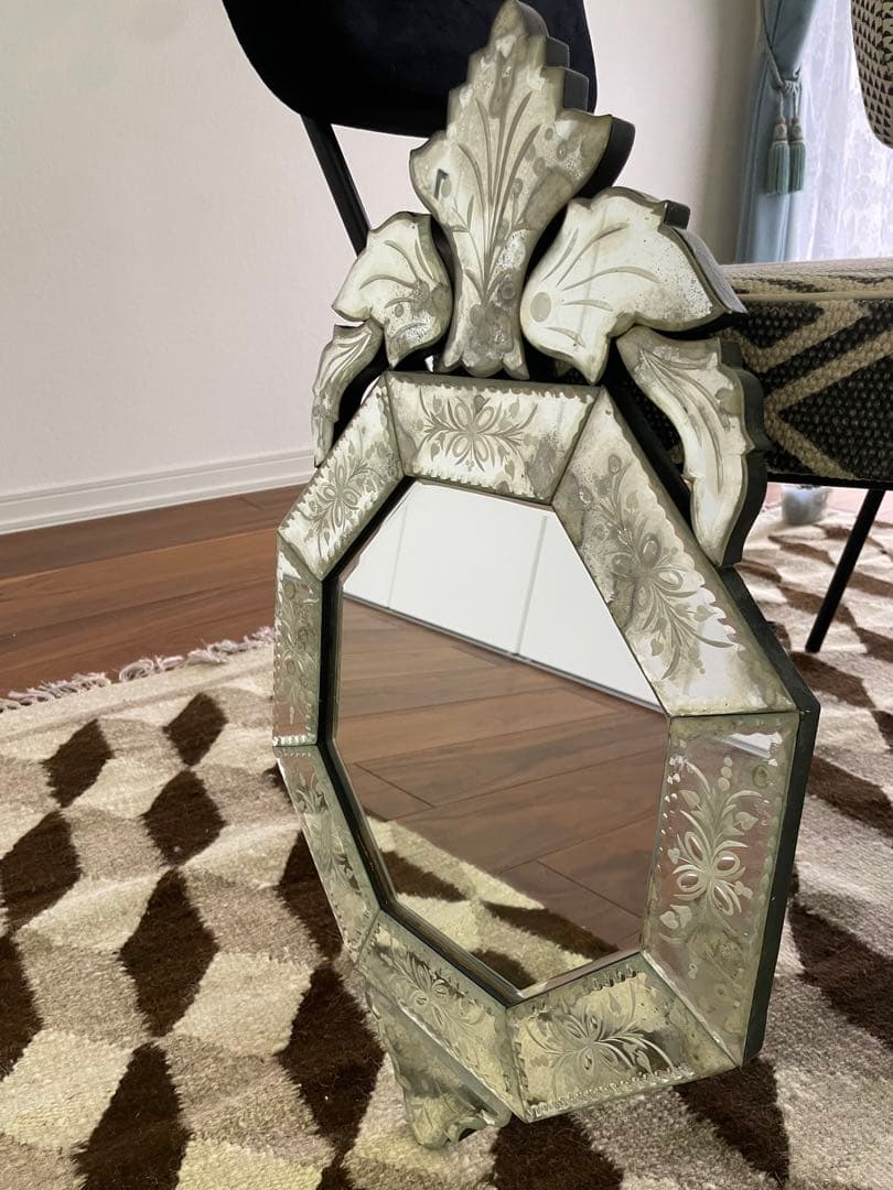 エッチングデザイン 八角形壁掛けミラー