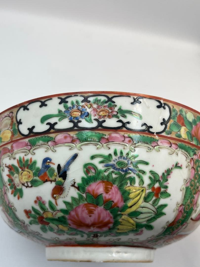 中国古美術　清時代 広彩 人物文 椀 開光人物 草花文 五彩 人物故事時代物