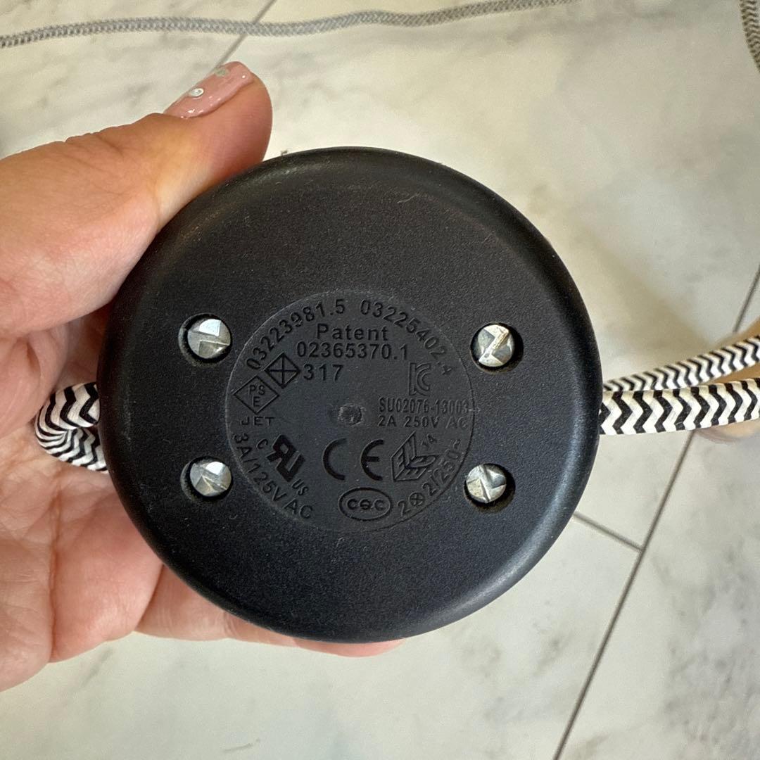 インテリア　フロアライト　間接照明