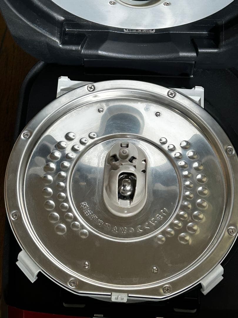 HITACHI 5.5合 圧力スチーム RZ-TS105M 炊飯器 22年製