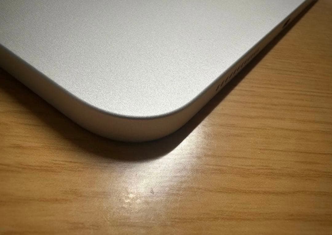 raraApple iPad 10.9インチ シルバー 本体