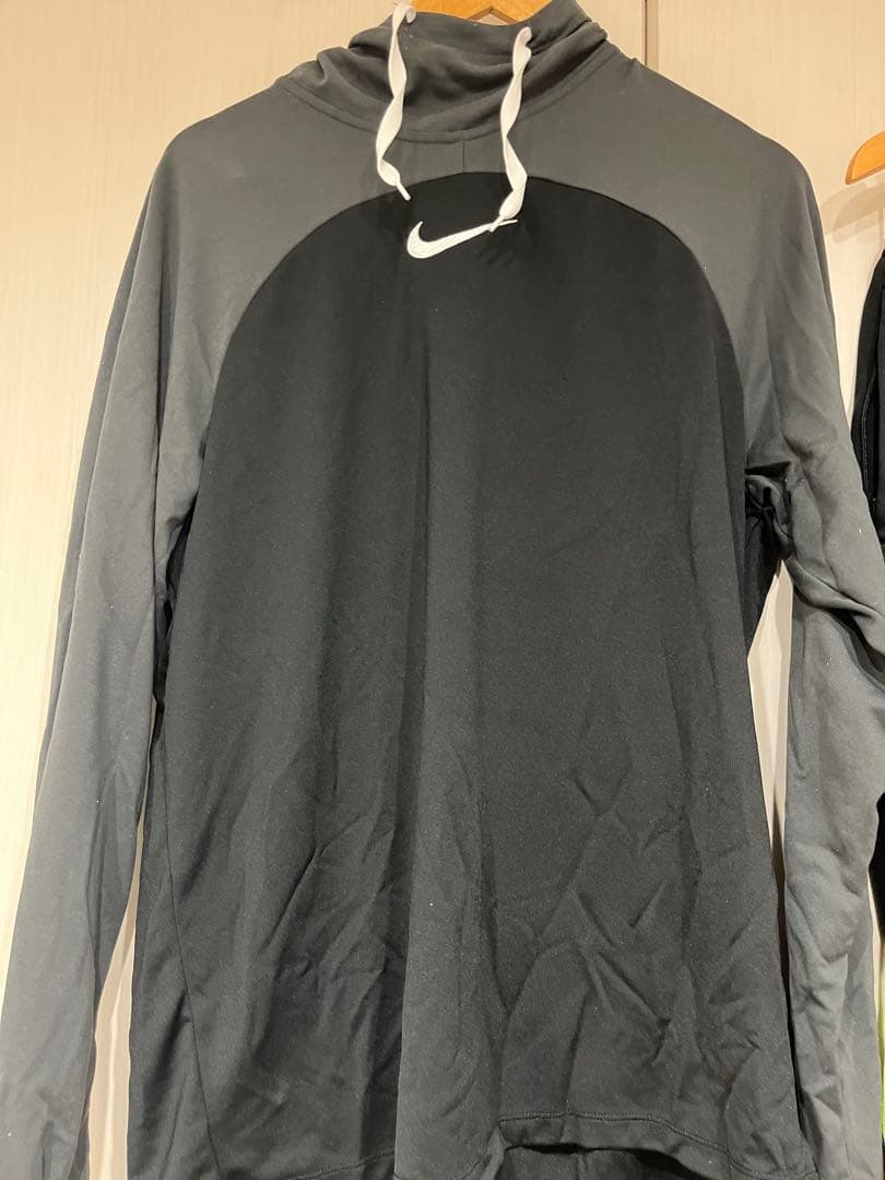 Nike dry fitジャージ上下セット フード付き