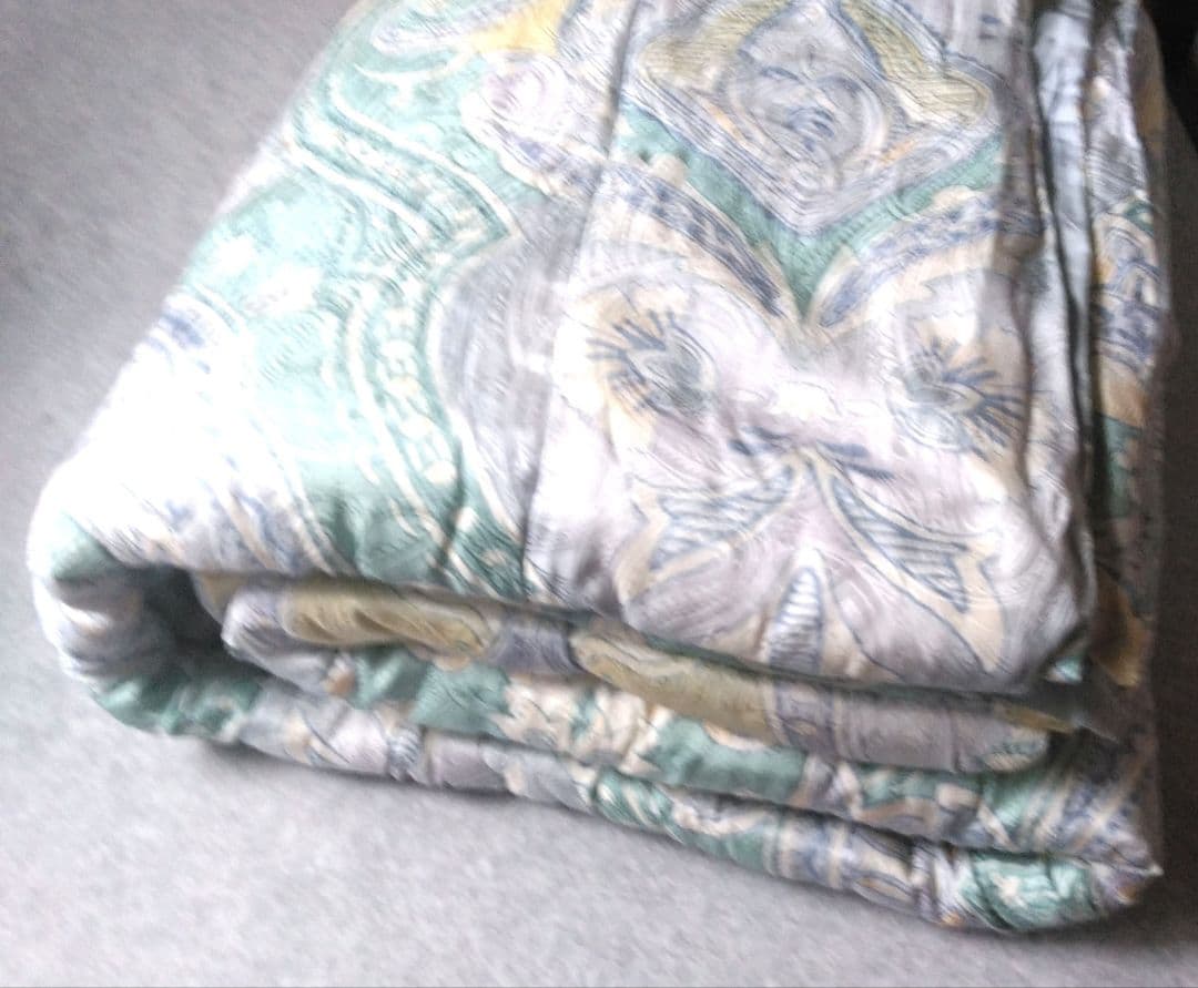 サンヒロ　シルク肌掛けふとん　シングルサイズ　日本製　sun hiro 絹布団