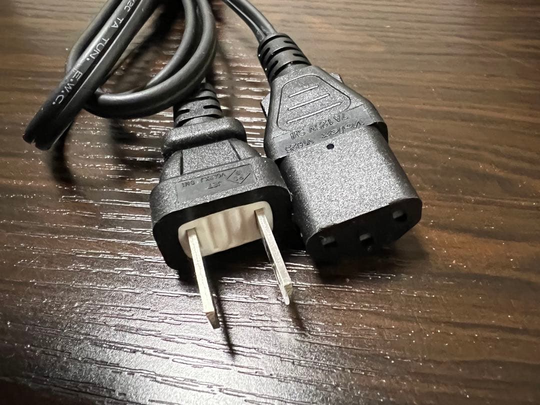 サキナルルシェ美顔器(保証期限1年以上・LED・清掃済み)