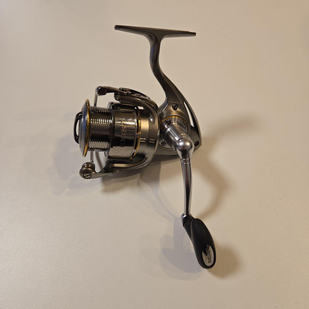 ダイワ　イグジスト　2508R スピニングリール