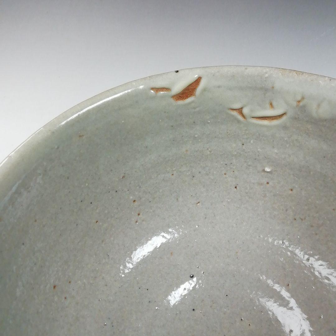 Ｗ１４２　茶碗　『肥前黒牟田焼』『鉄絵草花文』『丸田正美 造』　共箱　茶道具