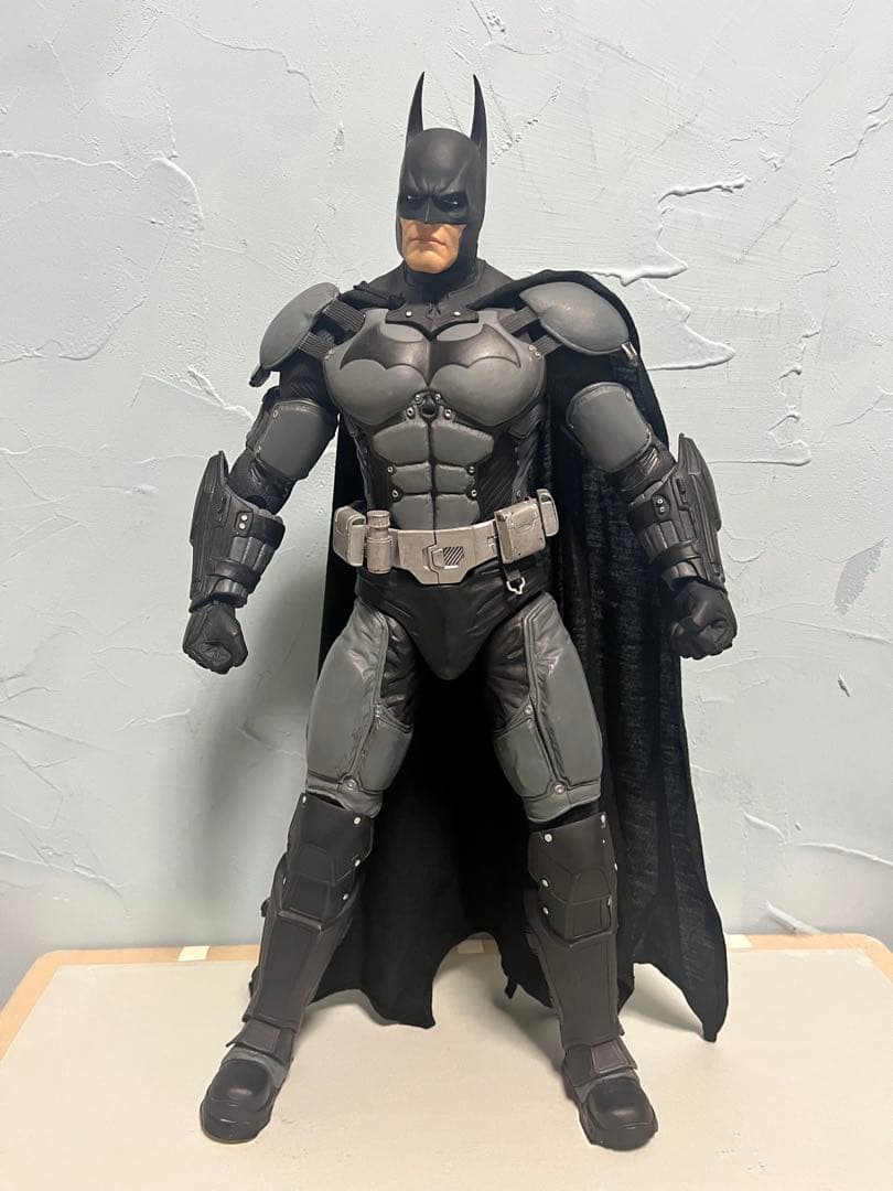 NECA ネカ 1/4 BATMAN バットマン アーカム・ビギンズ　フィギュア