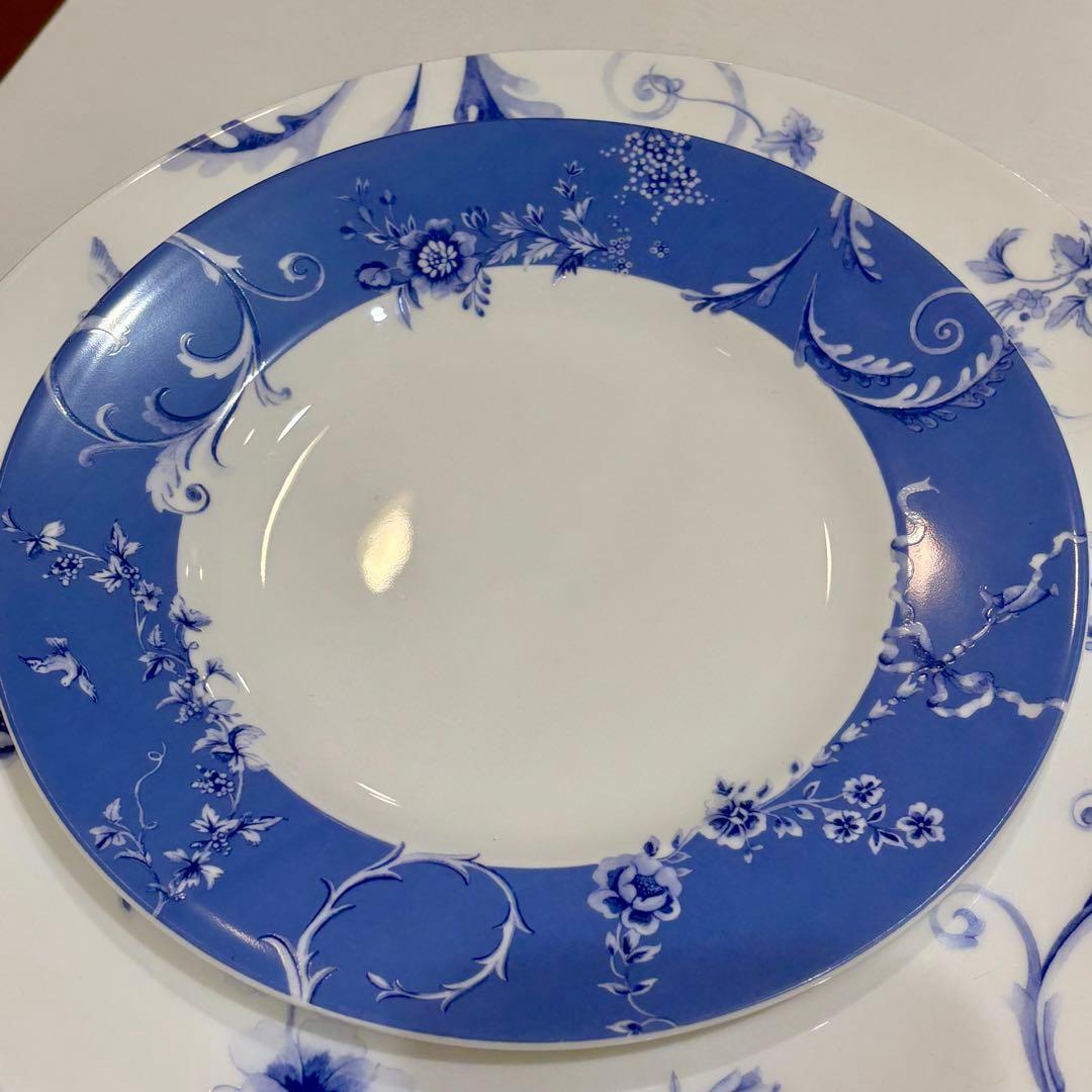 ♡ウエッジウッド　ハーモニー　カップ＆ソーサー＋プレート2枚セット