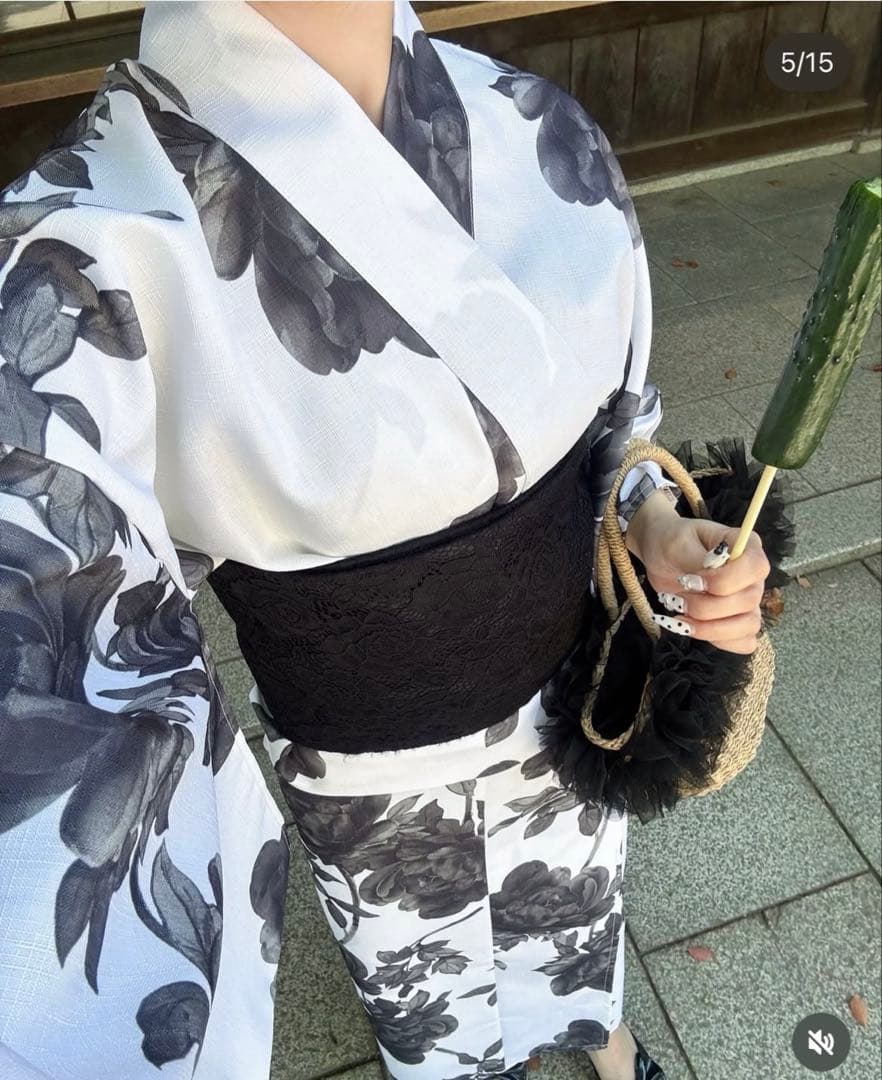 【人気完売】白黒花柄 浴衣　ナイスクラップ