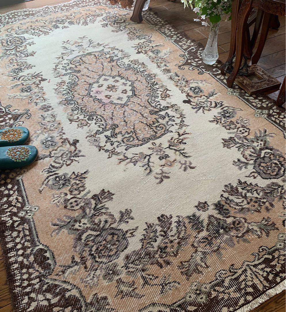 超バーゲン価格！ボタニカル208×120 ペールオレンジ　トルコヴィンテージラグ