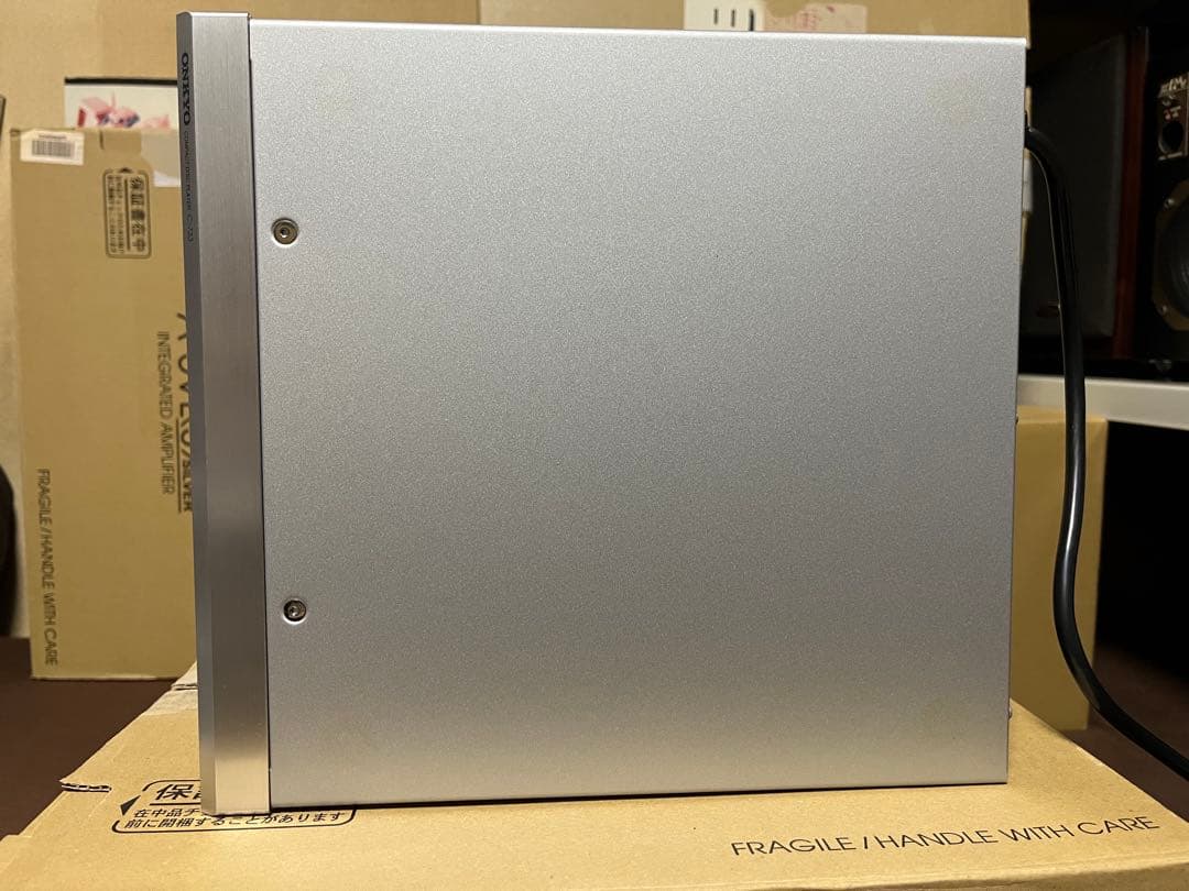 Hooliganです。ONKYO A-933 C-733