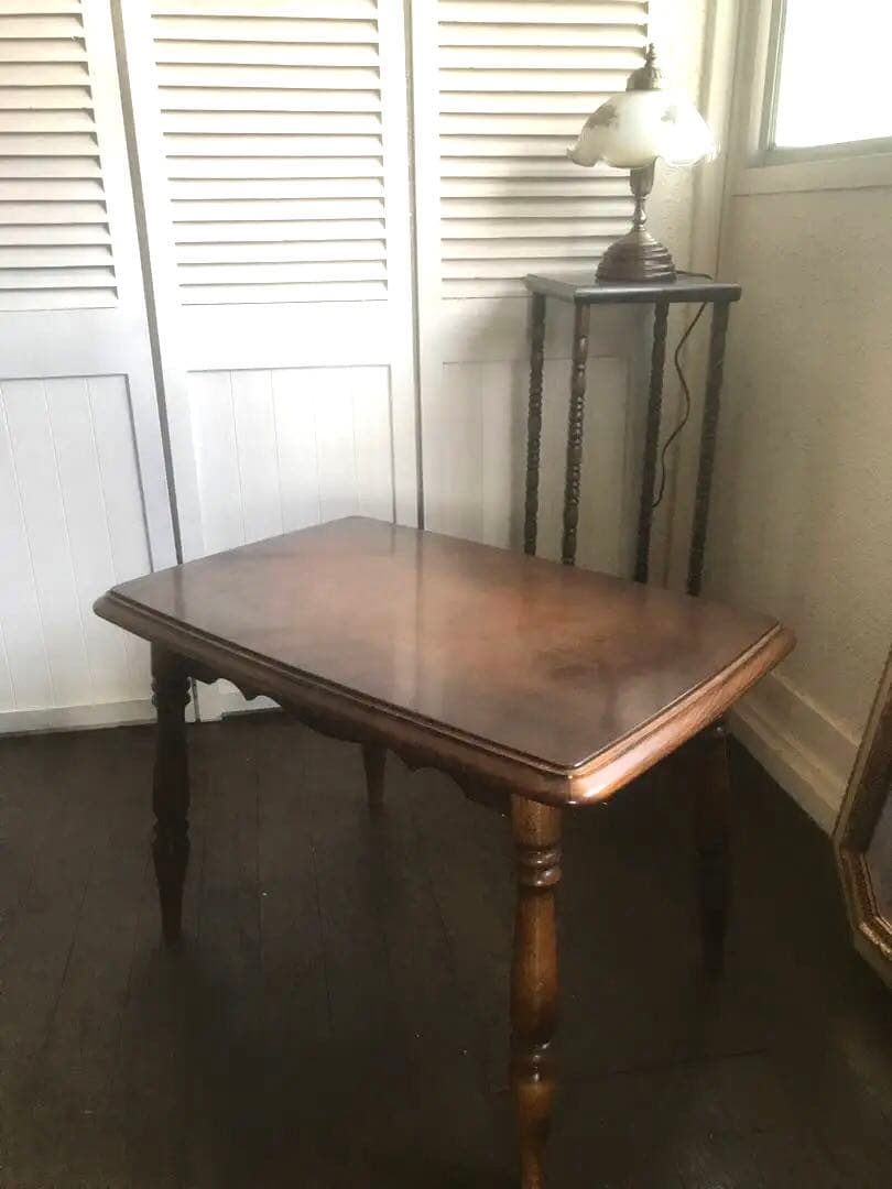 カリモク コロニアル　リビングテーブル