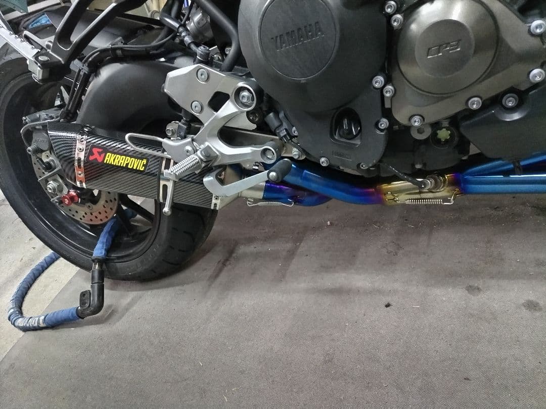 YAMAHA ヤマハMT09.RN34用社外フルエキゾーストマフラー