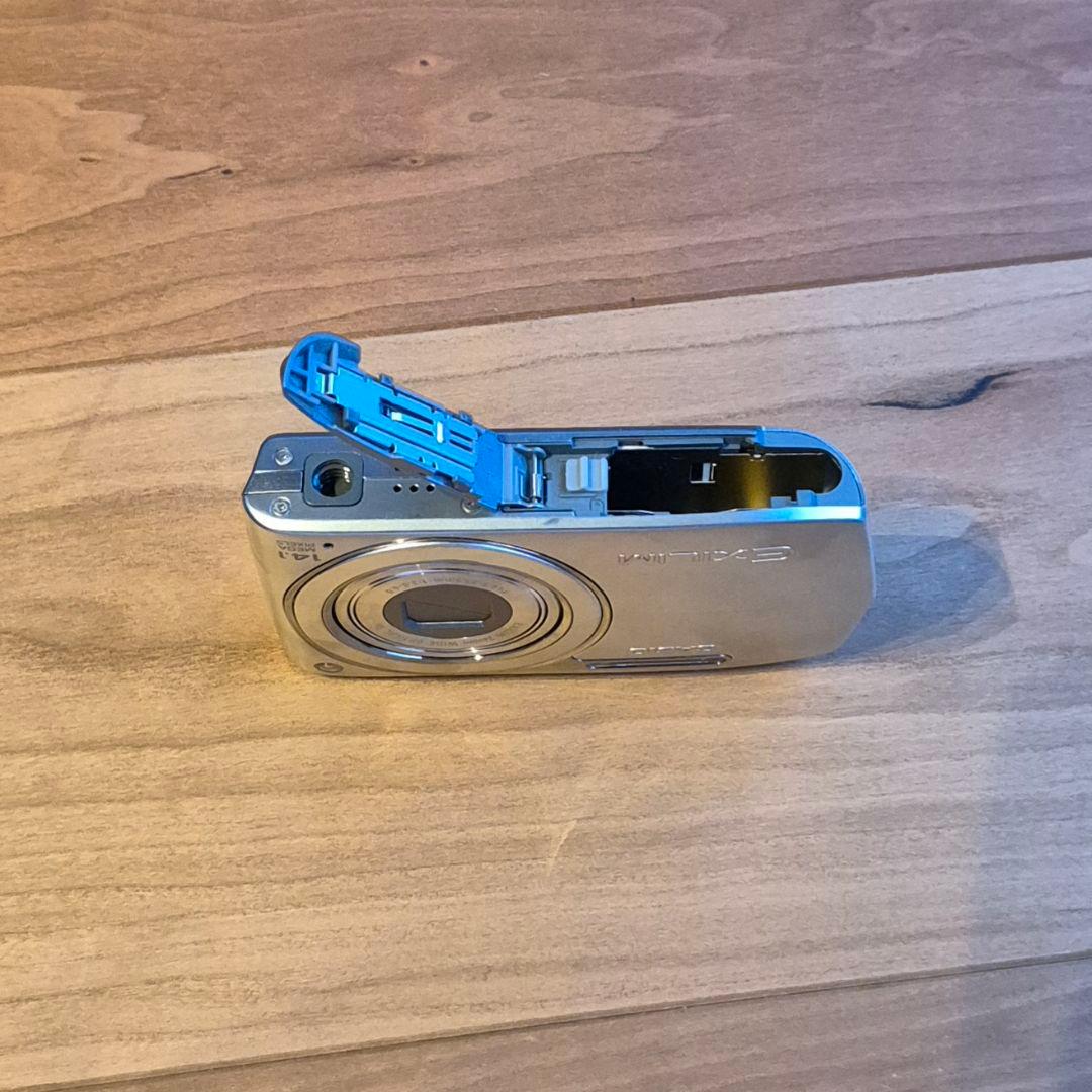 CASIO　EXILIM　EX-Z2000