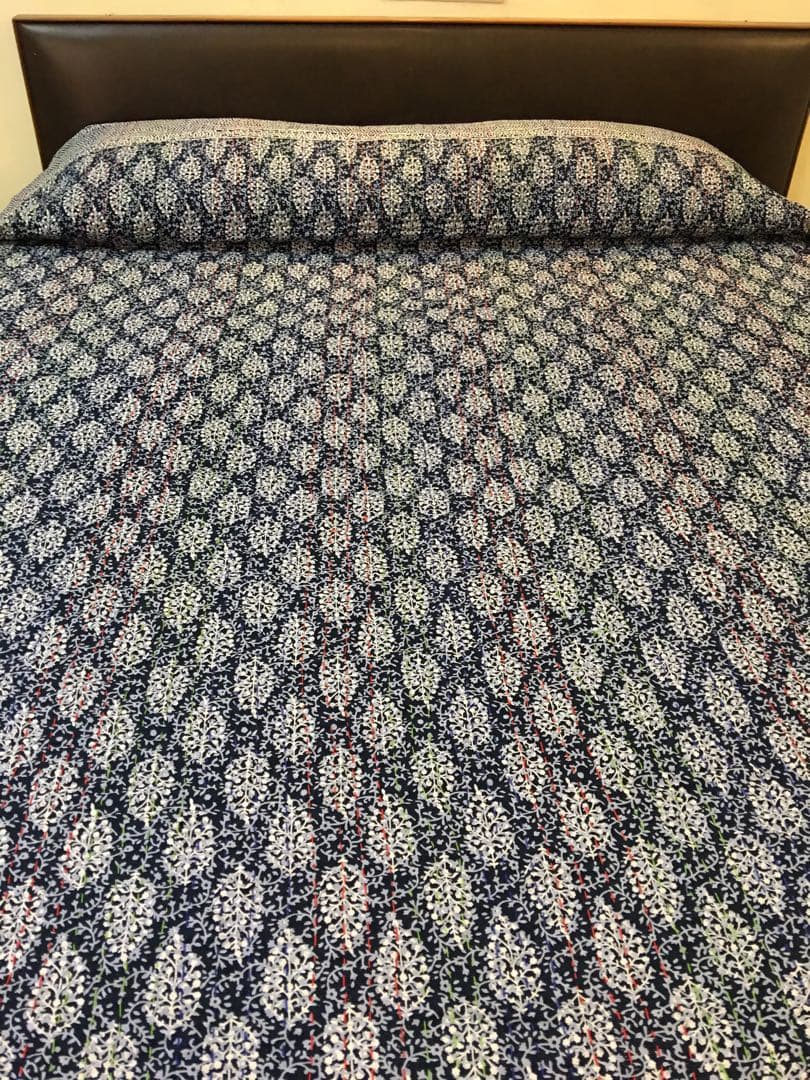 ブロックプリント　パッチワーク　マルチカバー  ベットカバー