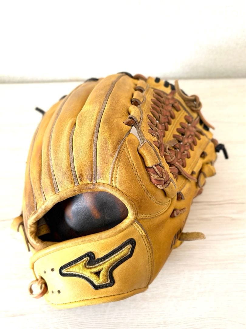 【美品】ミズノプロ　軟式グローブ　内野手用　型抜群