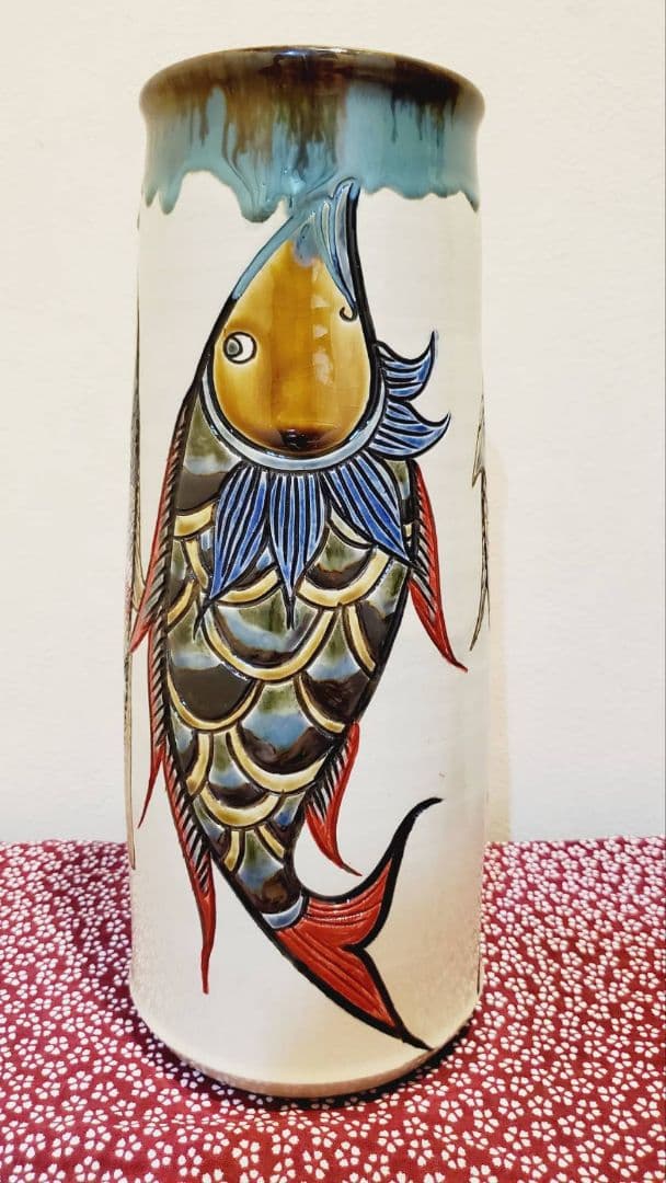 ⑥宮城三成 魚紋 大筒壺 鮮やか 人間国宝孫 やちむん 沖縄