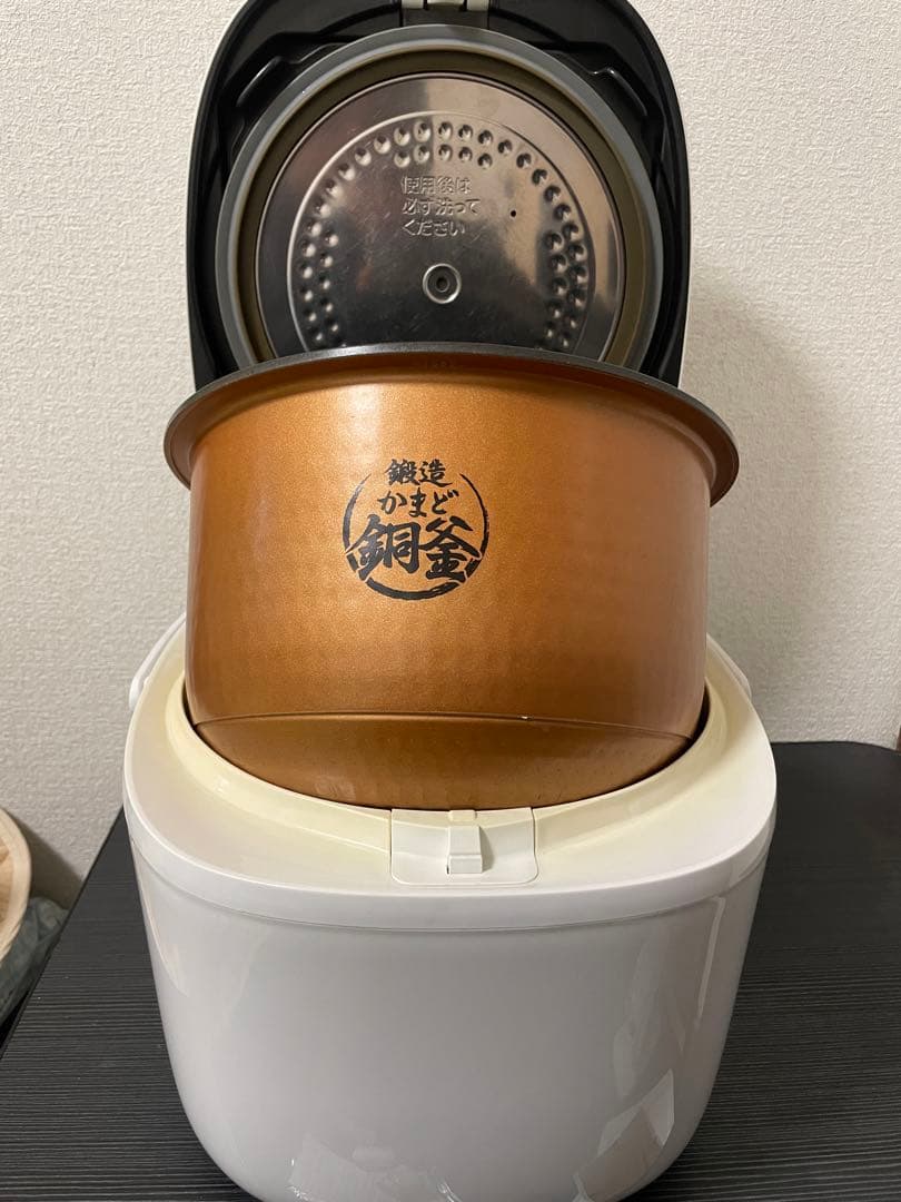 TOSHIBA 圧力IHジャー炊飯器 RC-10VRN(W)