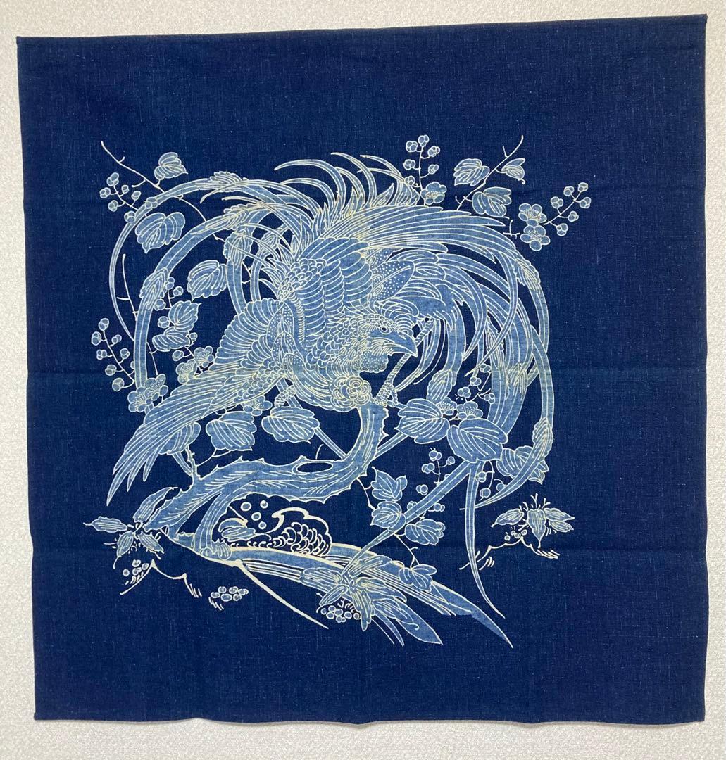 筒書き 染め 桐に鳳凰柄タペストリー 74センチ角