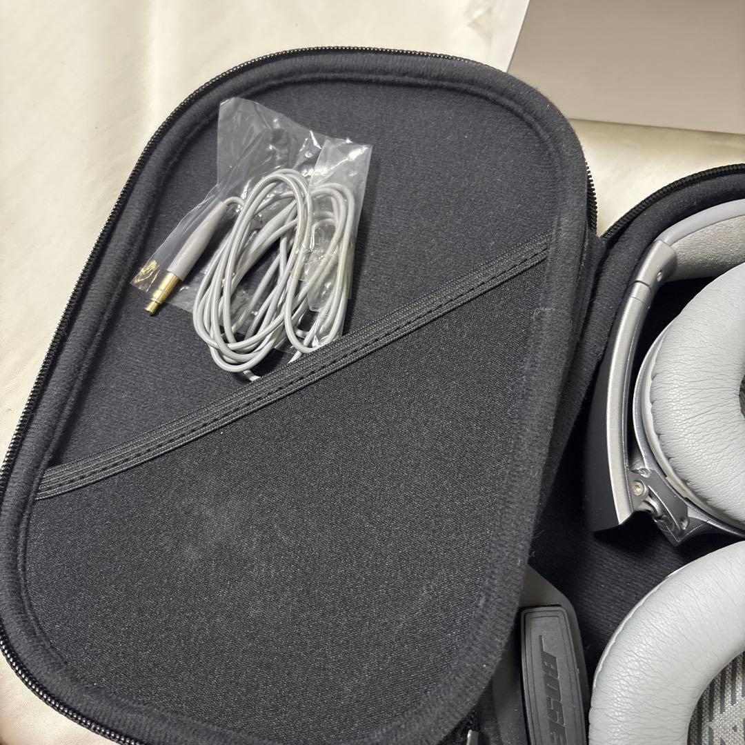 Bose quietcomfort 35 シルバー　ワイヤレスヘッドホン