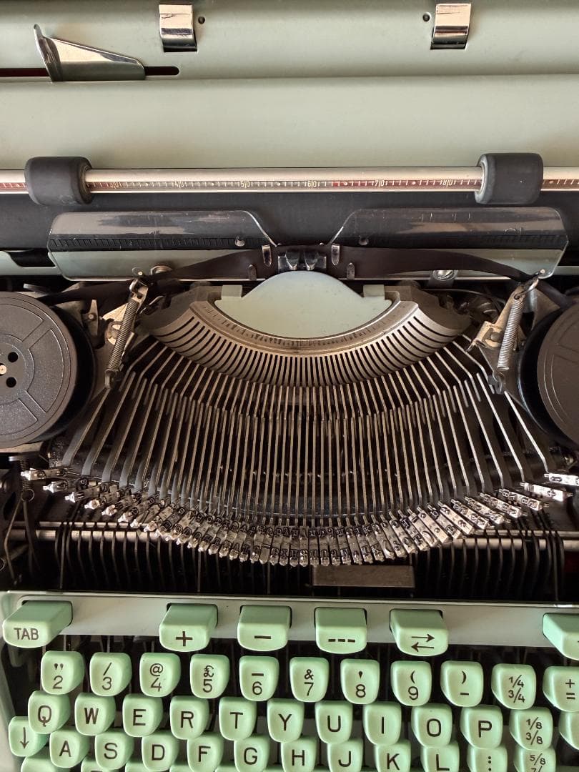 Hermes 3000 タイプライター