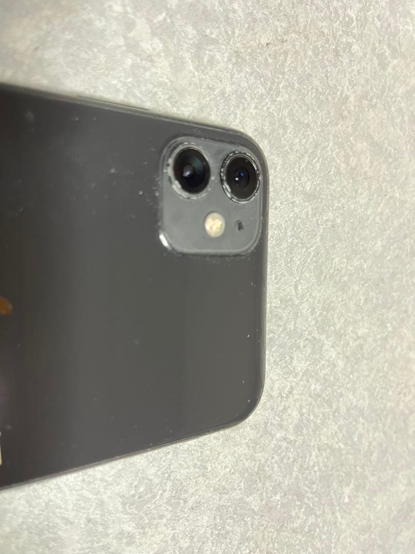 Apple iPhone 11 ブラック 本体　SIMフリー