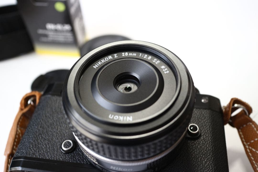【元箱付】Nikon Zfc SE 28 2.8 バッテリー2個付