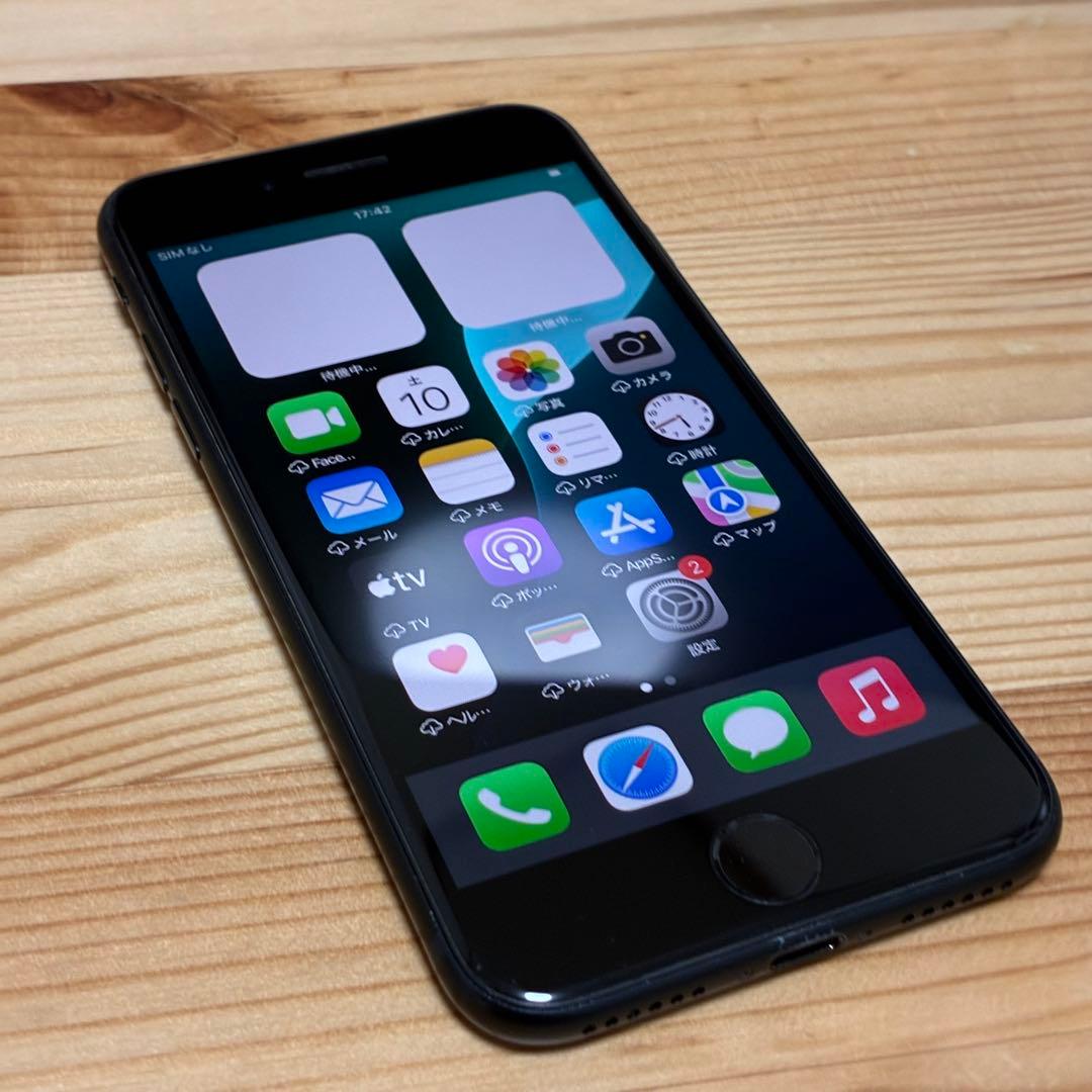 購*人様 バッテリー新品　iPhoneSE第3世代64GB SIMフリー　美品