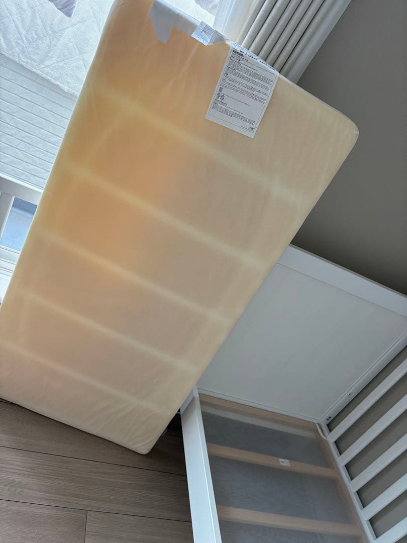 【IKEA】ベビーベッド（マットレス付き）スンドヴィーク