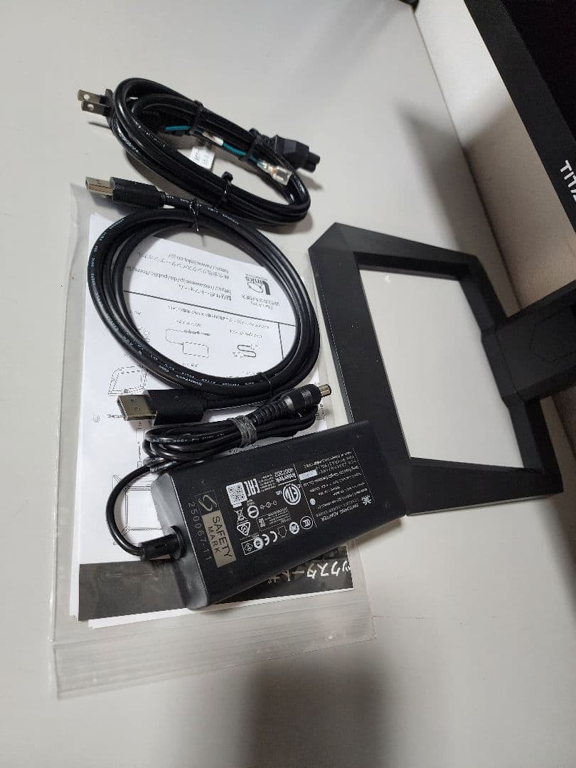 Titan Army 27型 P275MV 4K 144hz 量子ドットモニター